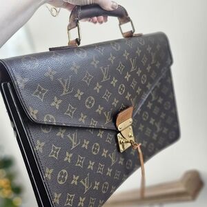 Louis Vuitton Luxury Work/ Laptop Bag